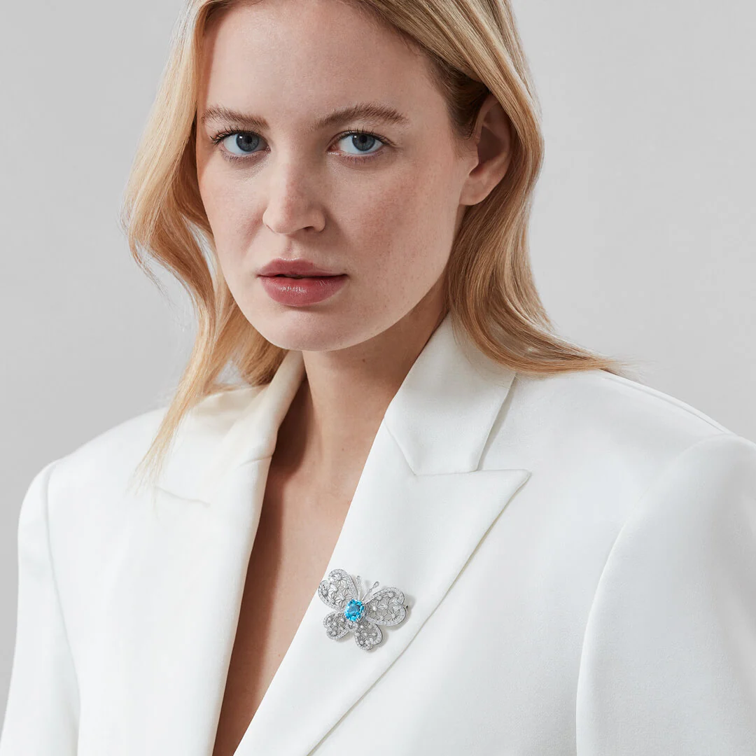 Enchanted Palace Filigree 4.34ct Aquamarine and Diamond Brooch | In 18ct White Gold - Image 4