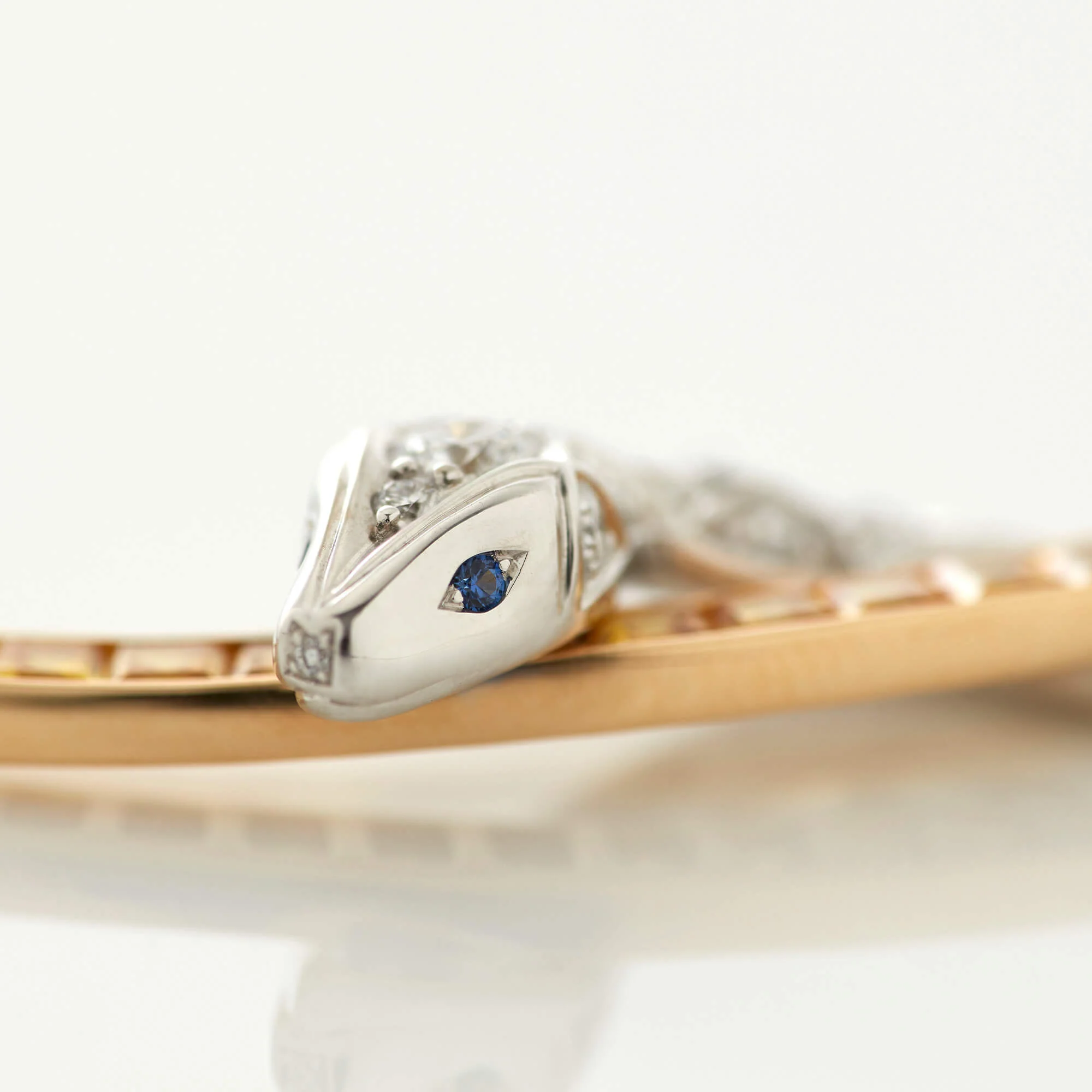 Enchanted Palace Serpent Yellow Sapphire and Diamond Necklace | In 18ct White Gold with Blue Sapphires - Image 4